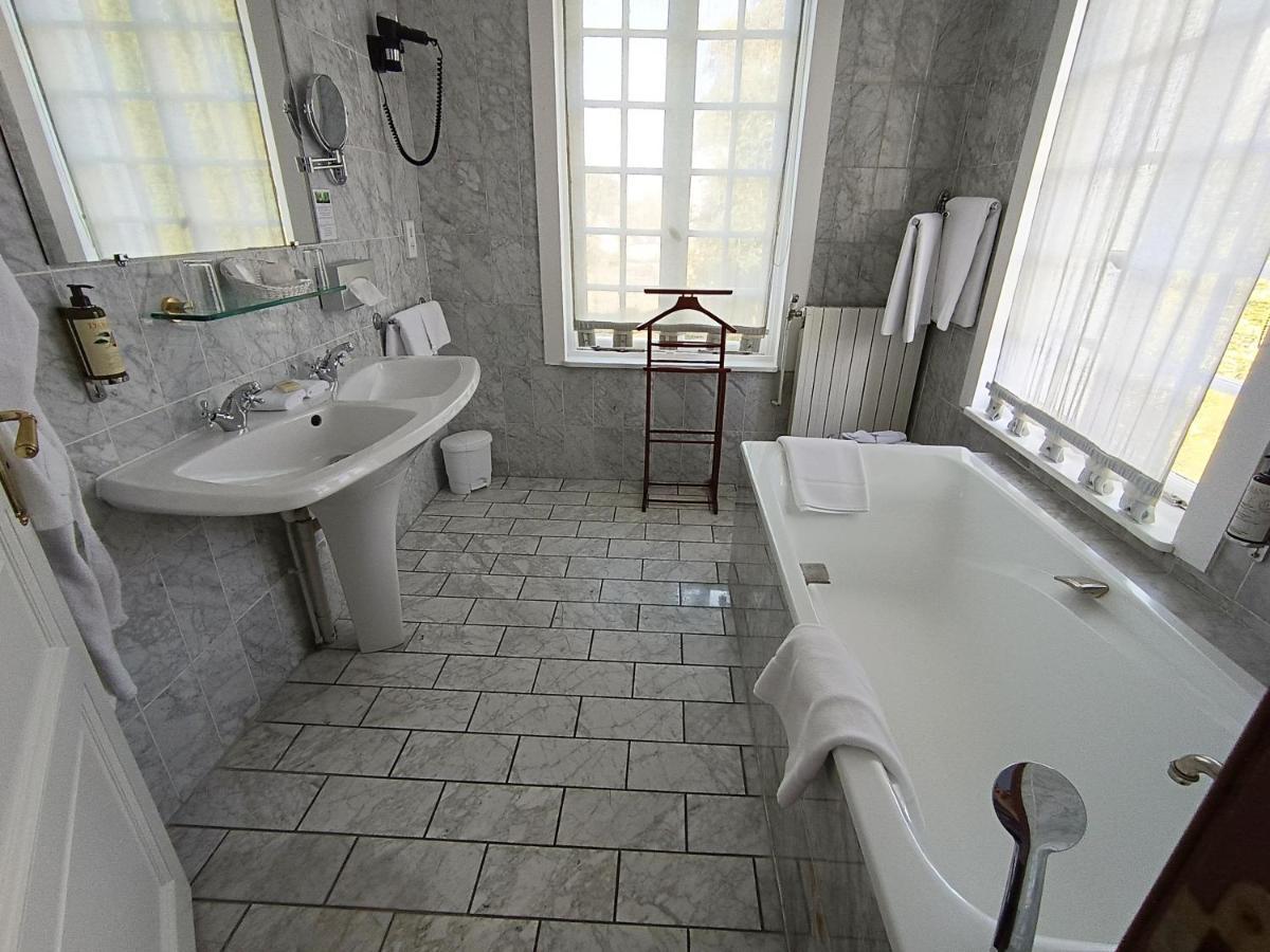 Chateau De Montreuil Montreuil  Kültér fotó